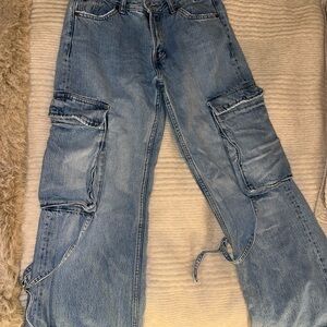 Zara Women's Light Wash Denim Cargo Pants - Blue